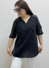 Omuz File Detaylı V Yaka Siyah Pamuklu Bluz