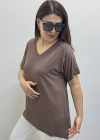 İki Yandan Yırtmaçlı V Yaka Kahverengi Basic Tişört