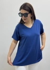 İki Yandan Yırtmaçlı V Yaka İndigo Mavi Basic Tişört