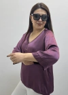 V Yaka Düğme Detaylı Mürdüm Rengi Saten İthal Bluz