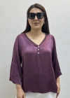 V Yaka Düğme Detaylı Mürdüm Rengi Saten İthal Bluz