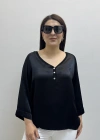 V Yaka Düğme Detaylı Siyah Saten İthal Bluz