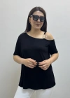 Omuz Aksesuarlı Kısa Kol Düşük Omuz Siyah Bluz