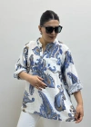 Yaprak Desenli Hakim Yaka Beyaz Renk İthal Gömlek