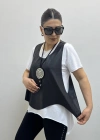 Asimetrik Kesim Deri Yelekli Kolyeli Takım Bluz