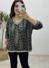 Leopar Sim Baskılı Yeşil  V Yaka Bluz