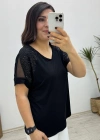 Omuzda File ve Pul Payet İşlemeli Siyah Bluz