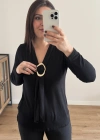 Şal Yaka Broşlu Siyah Bluz