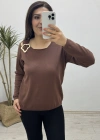Yaka Aksesuarlı Kahverengi Triko Bluz