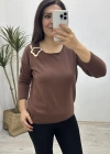 Yaka Aksesuarlı Kahverengi Triko Bluz