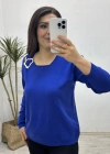Yaka Aksesuarlı Mavi Triko Bluz