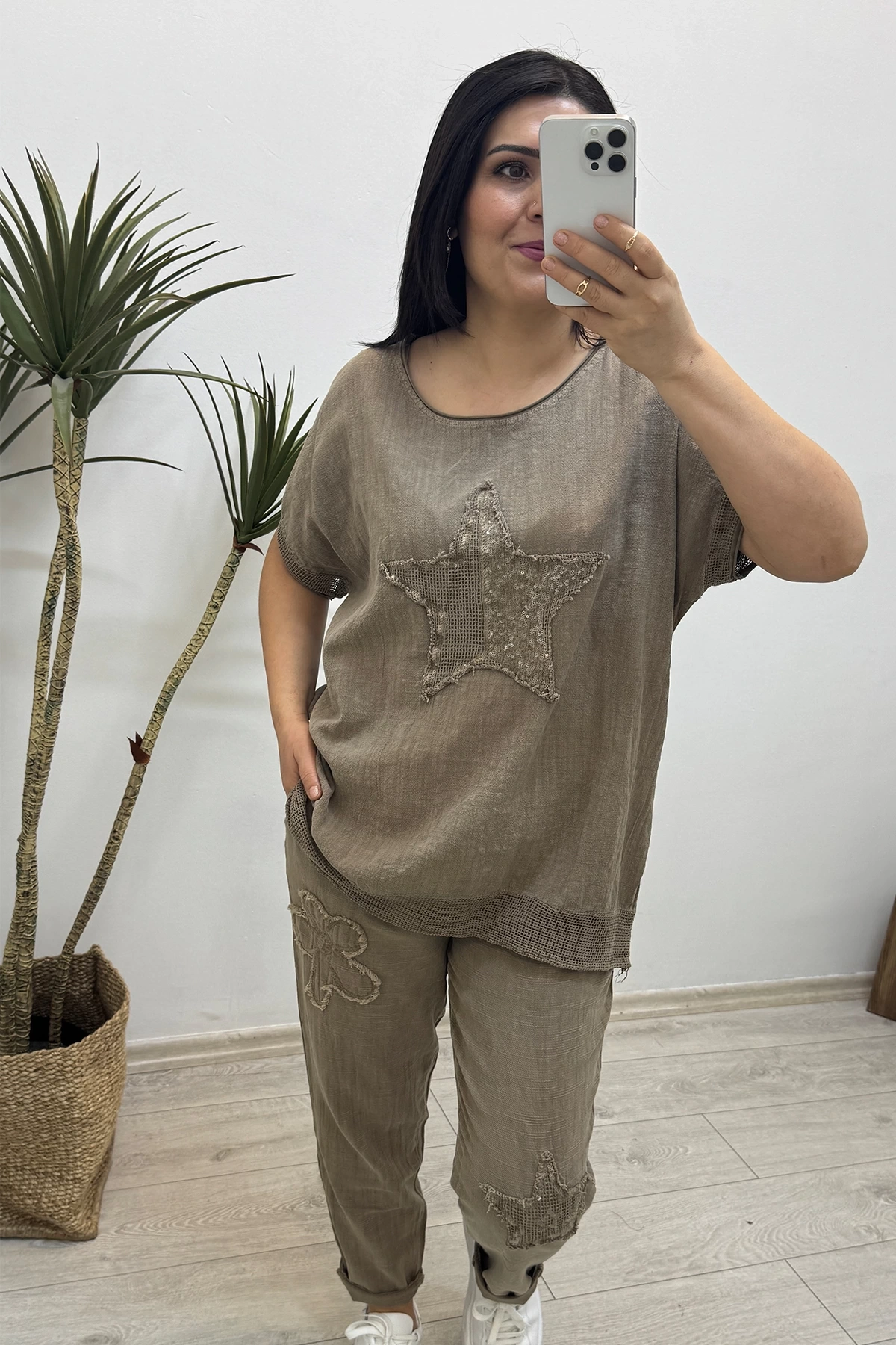 Yıldız Detaylı Kahverengi Keten Takım
