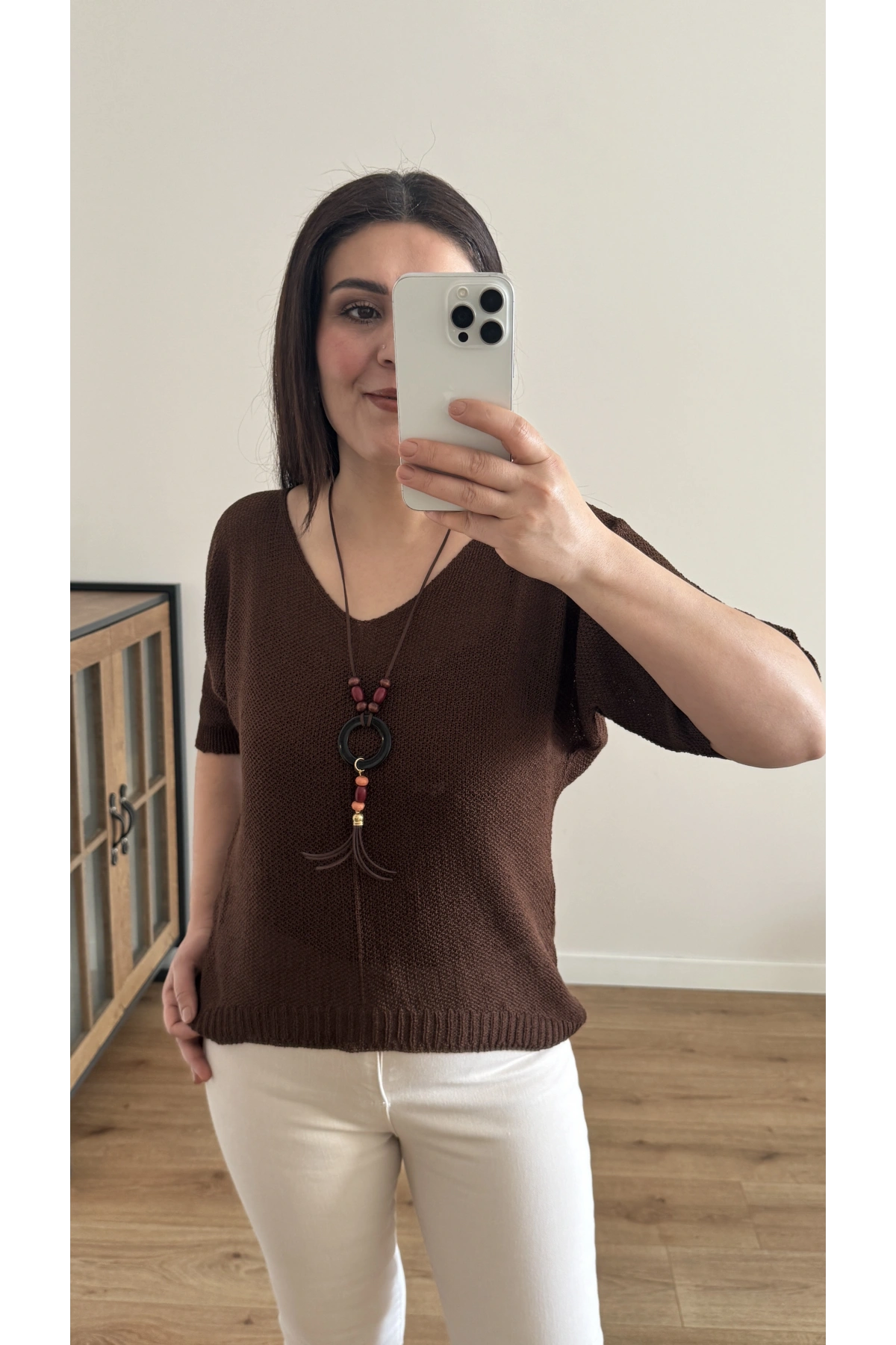 V Yaka Kolyeli Kahverengi İthal Bluz