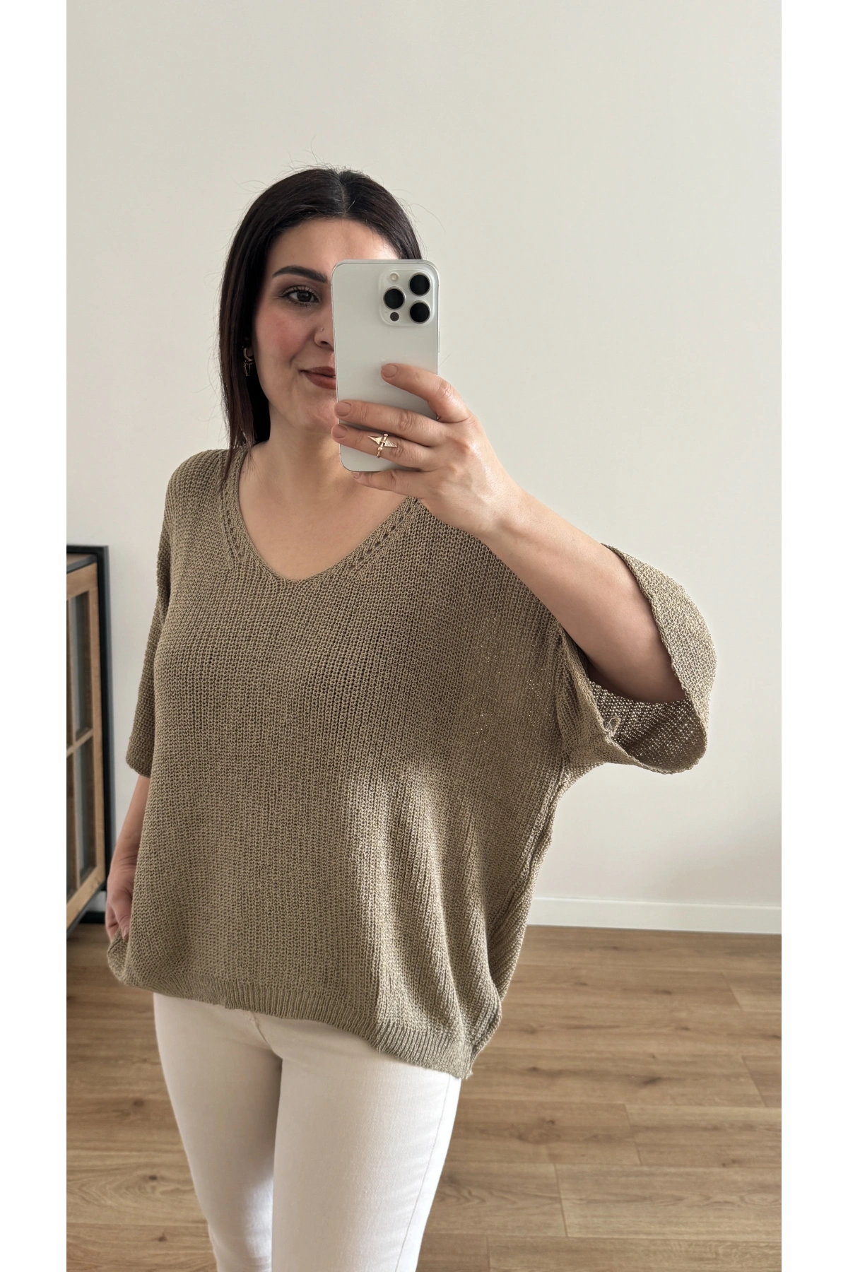 V Yaka Triko Örme Vizon Renk İthal Bluz