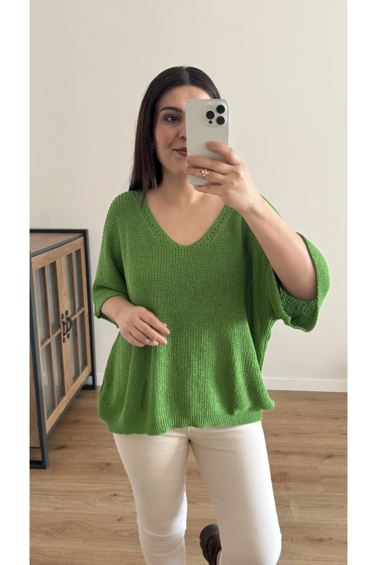 V Yaka Triko Örme Yeşil Renk İthal Bluz