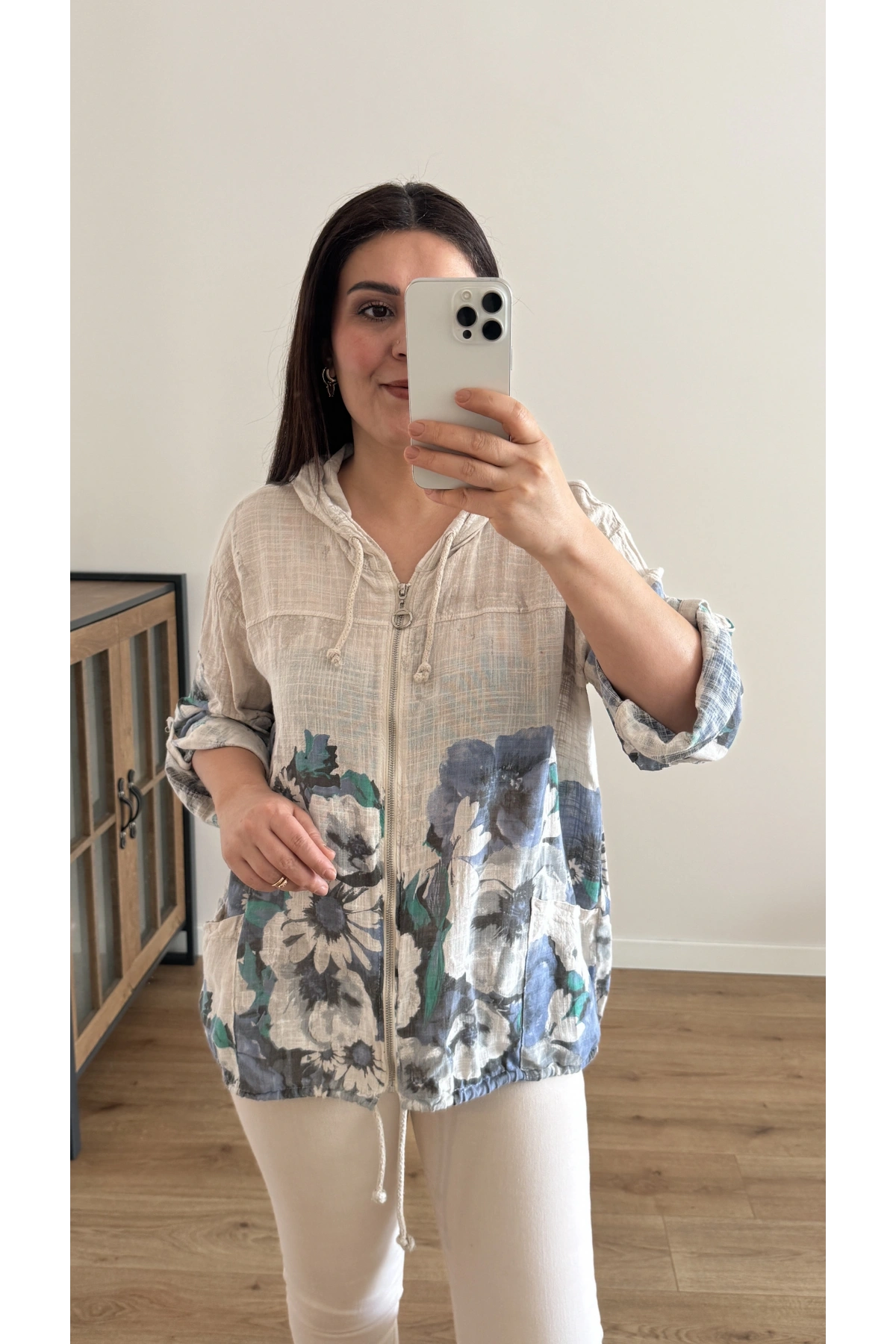 Çiçek Desenli Fermuarlı Bej Rengi İthal Ceket