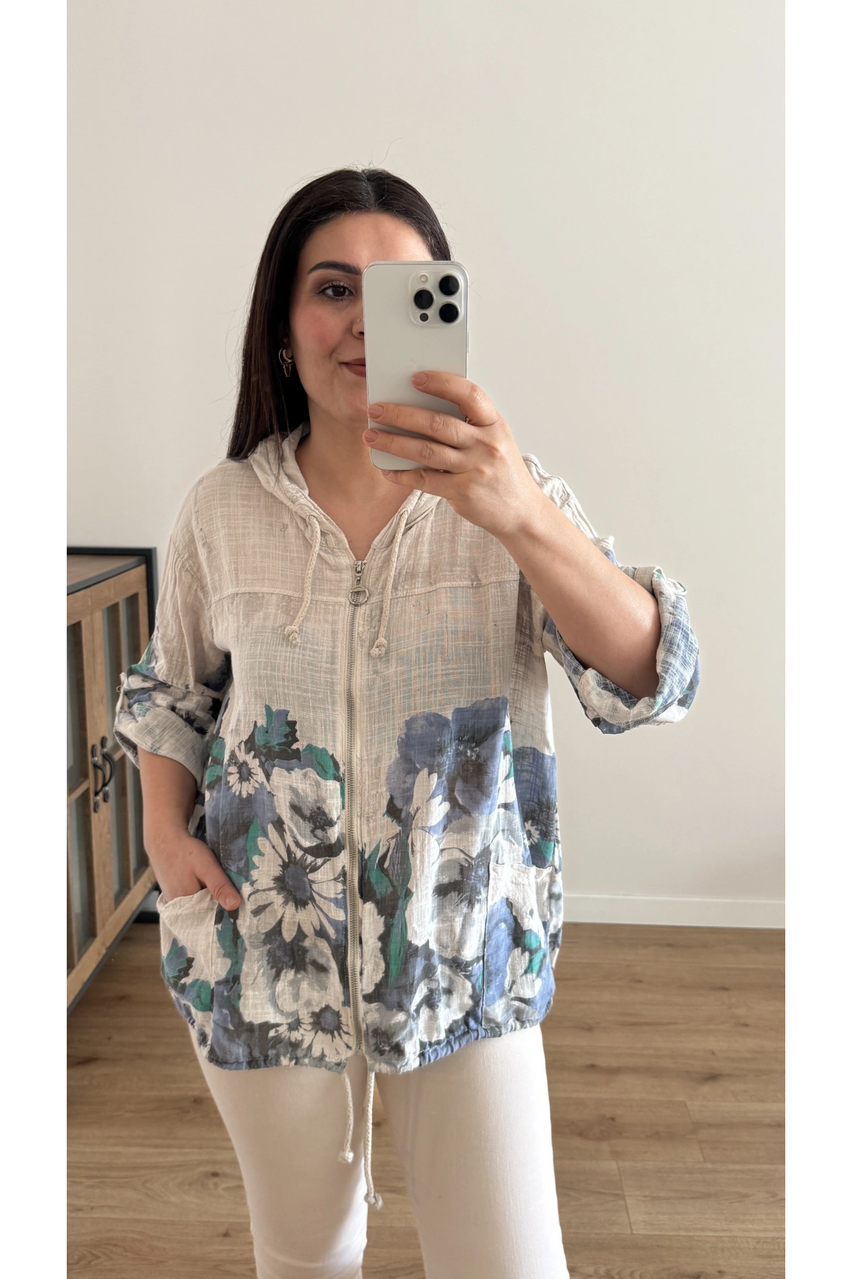 Çiçek Desenli Fermuarlı Bej Rengi İthal Ceket