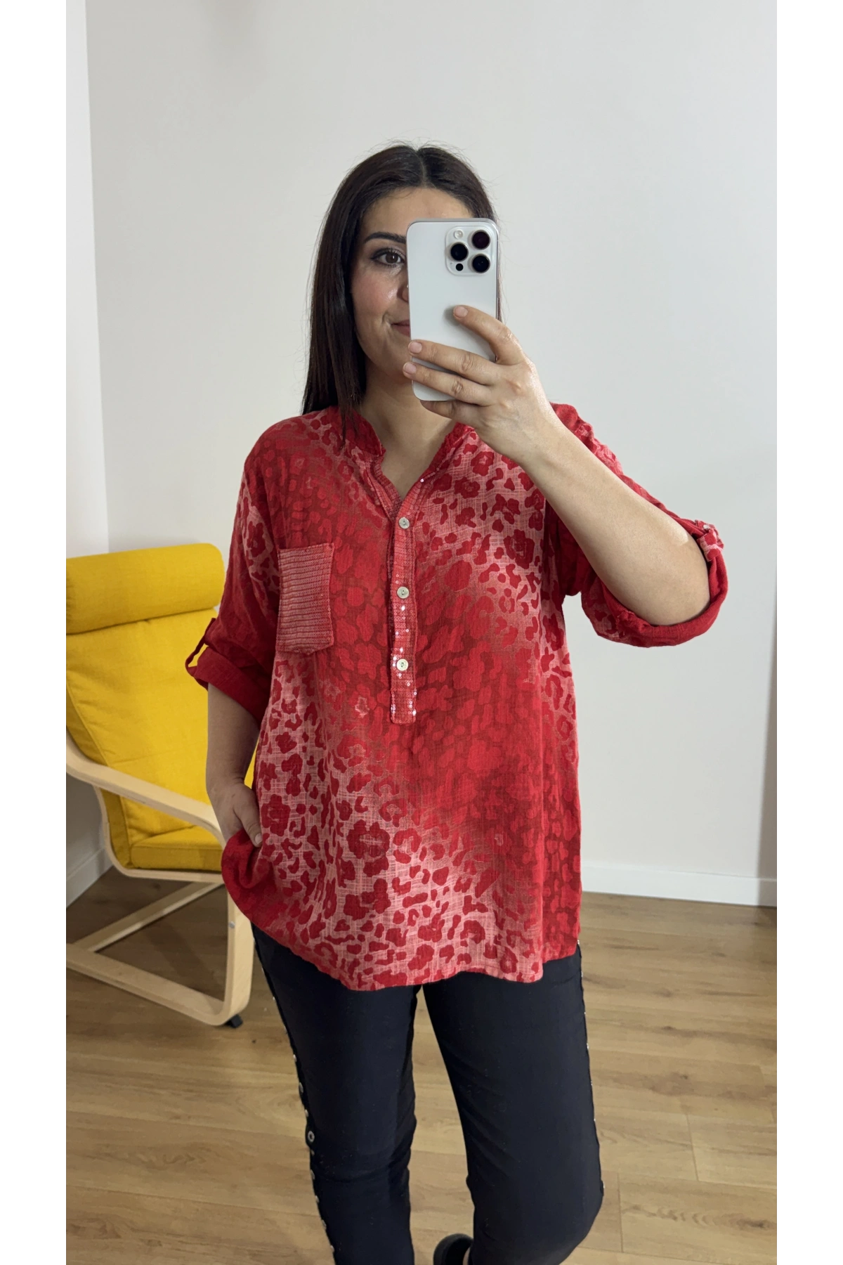 Leopar Desenli Hakim Yaka Kırmızı İthal Bluz