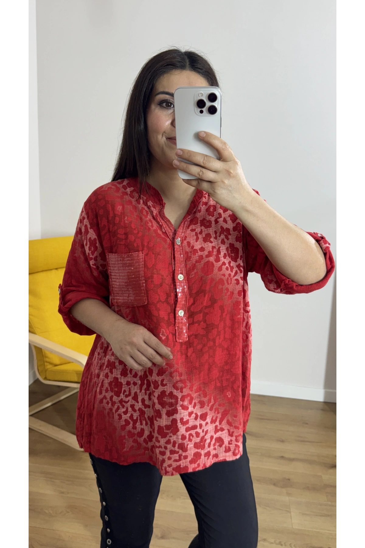 Leopar Desenli Hakim Yaka Kırmızı İthal Bluz