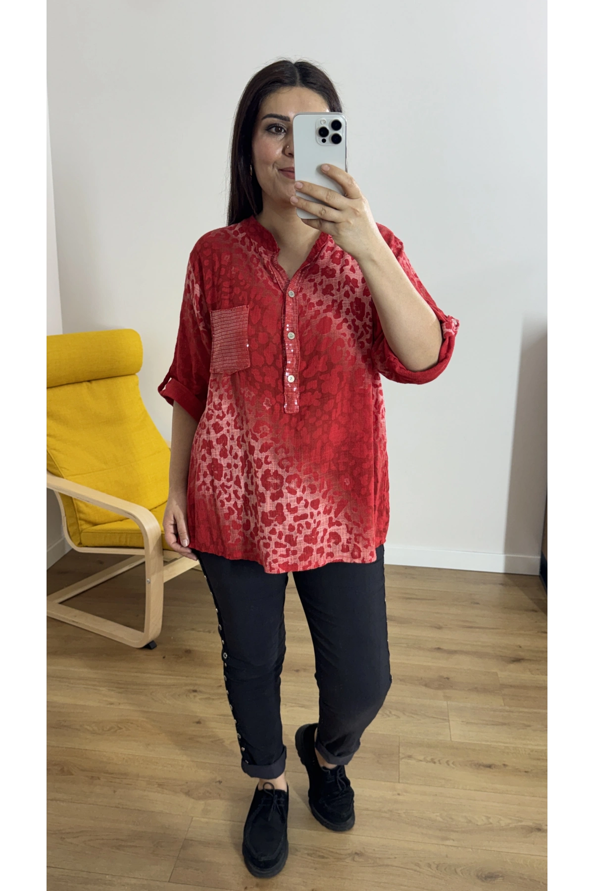 Leopar Desenli Hakim Yaka Kırmızı İthal Bluz