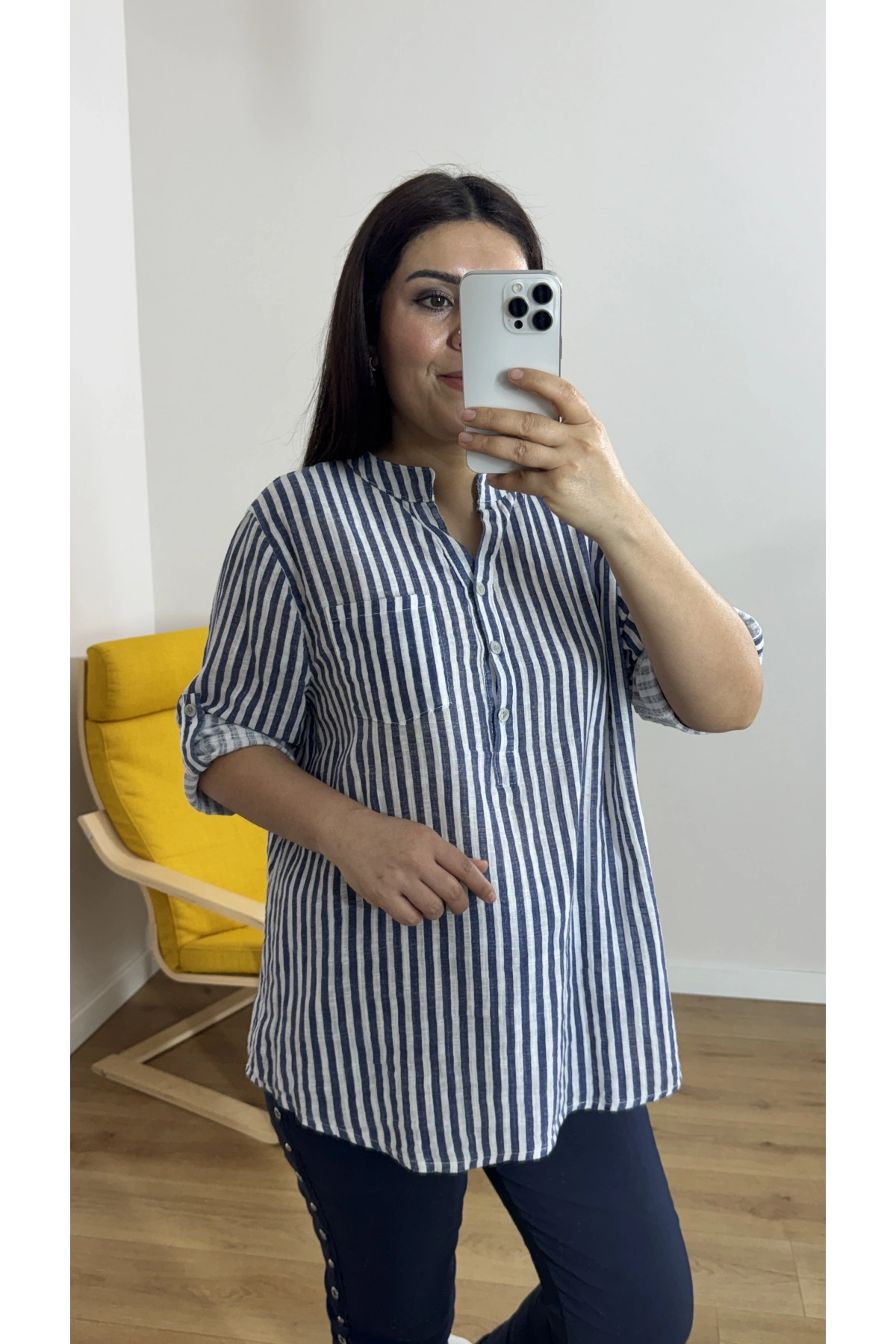 Lacivert Çizgili Beyaz İthal Bluz