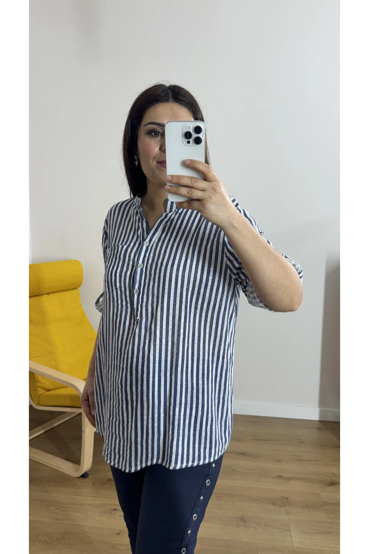 Lacivert Çizgili Beyaz İthal Bluz