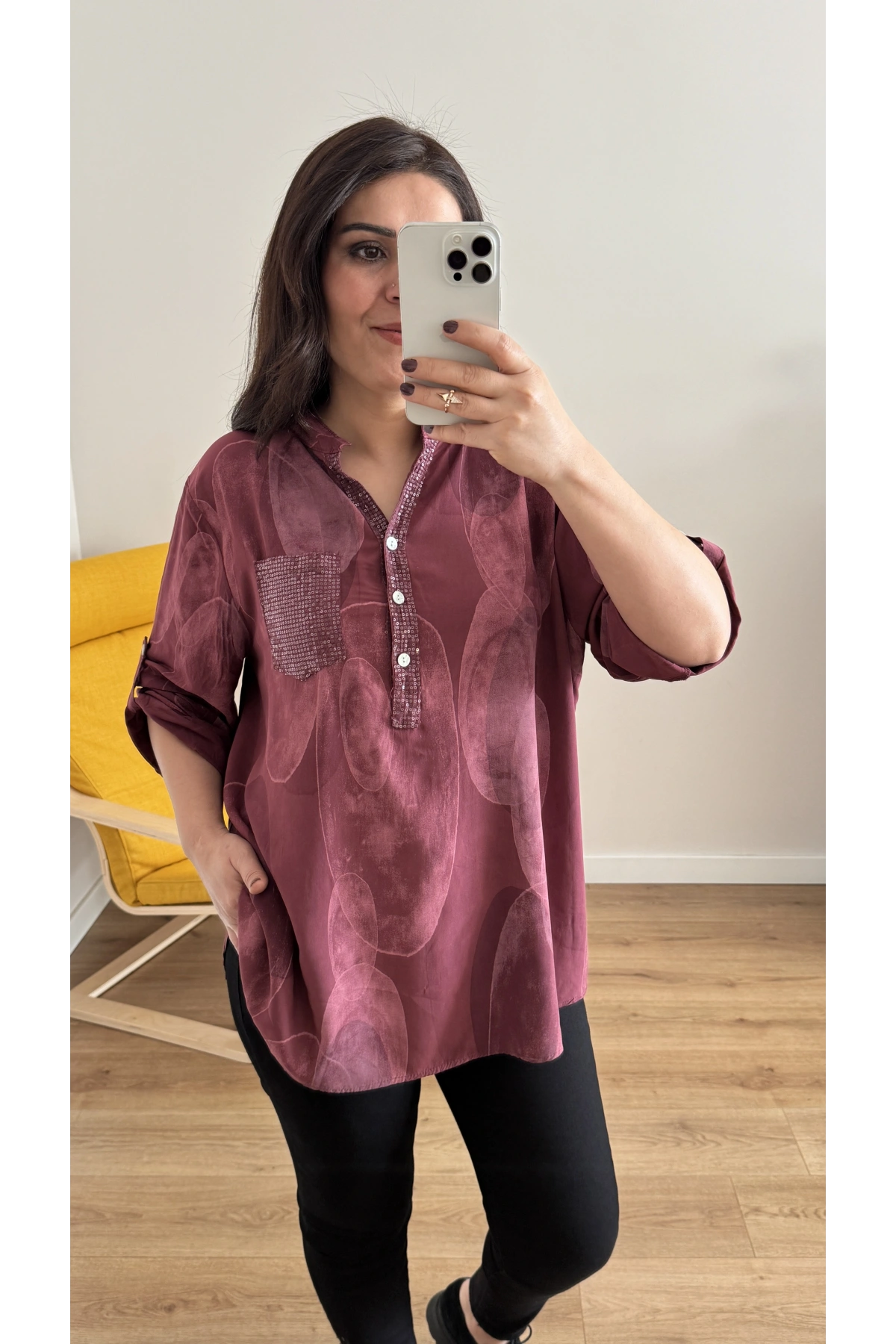 Hakim Yaka Pul Payet Desenli Bordo İthal Gömlek