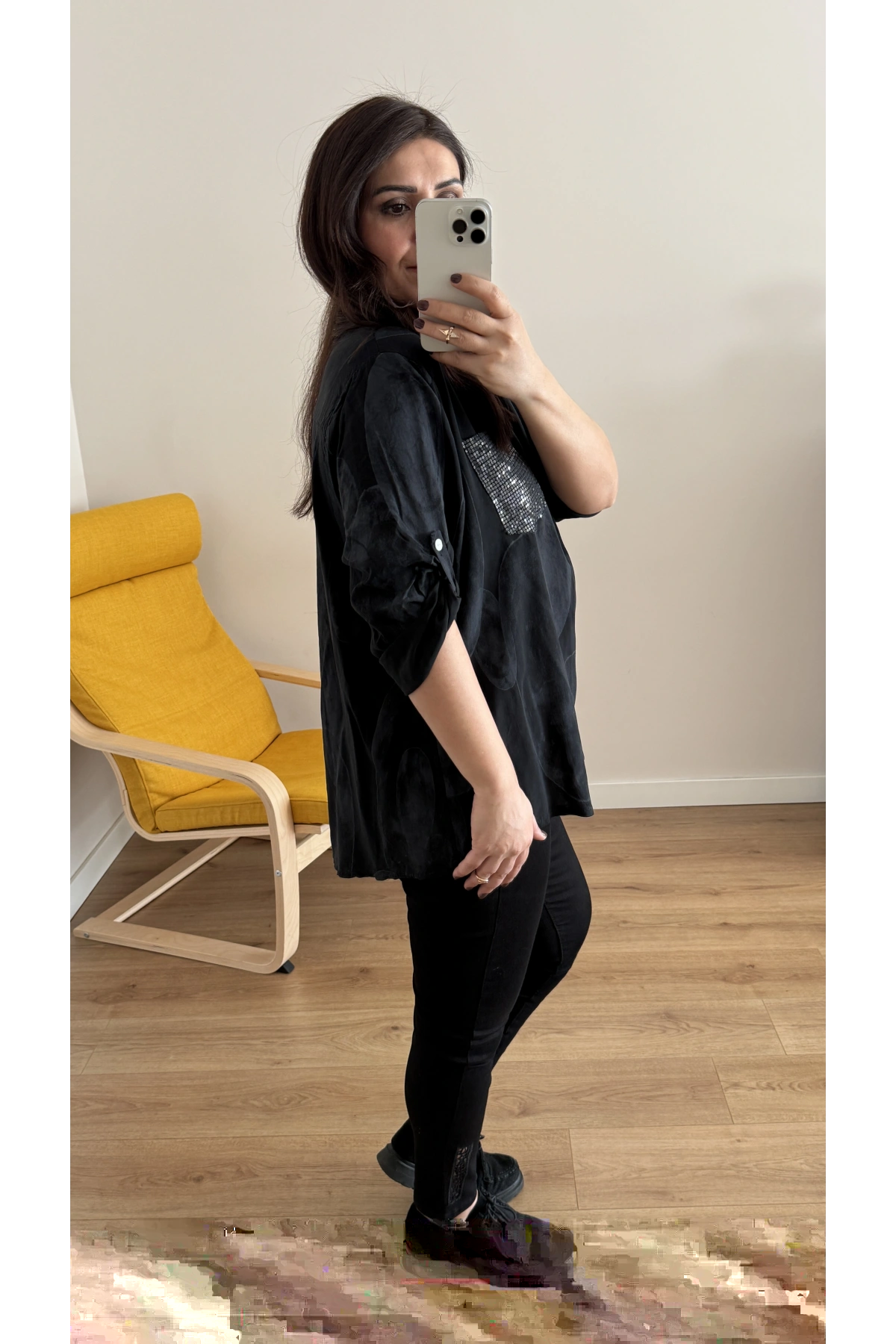 Hakim Yaka Pul Payet Desenli Siyah İthal Gömlek