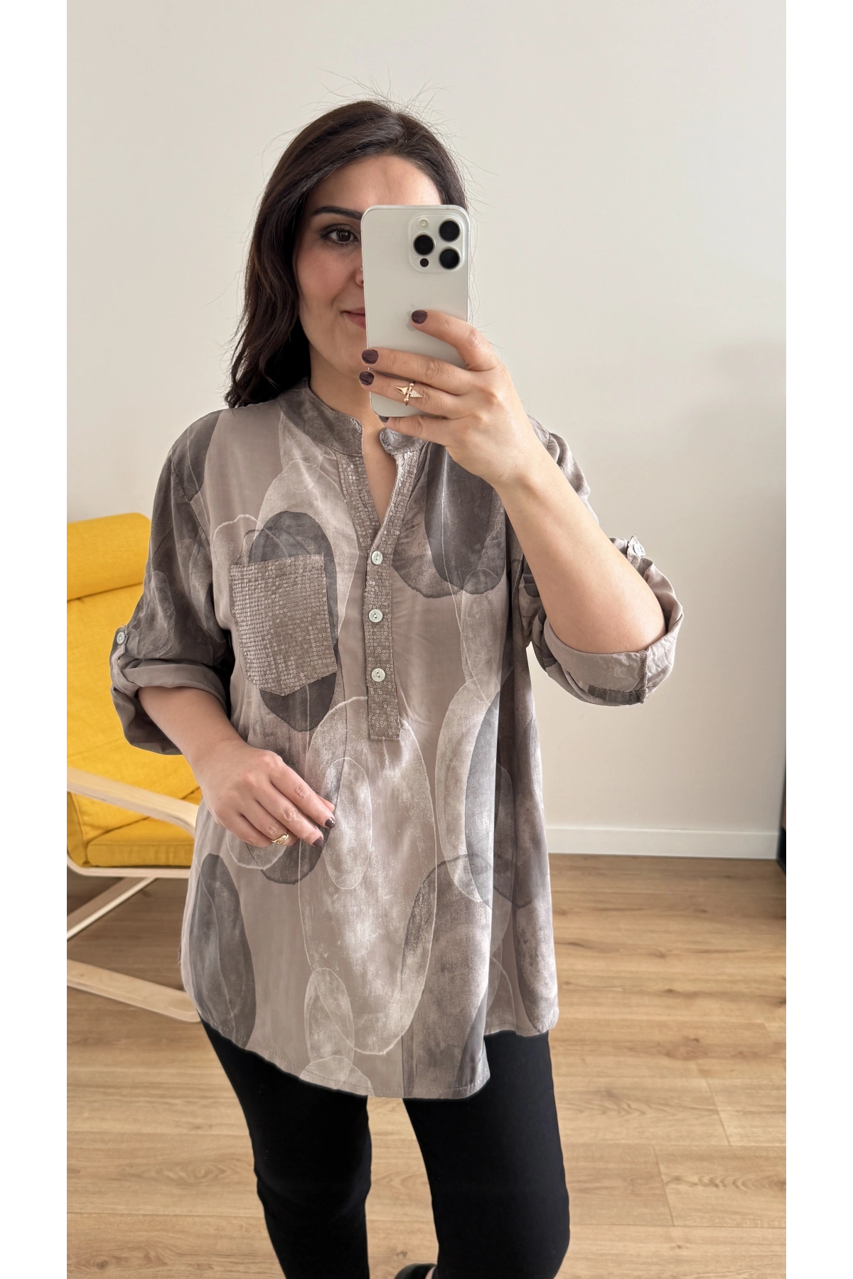 Hakim Yaka Pul Payet İşlemeli Vizon Renk İthal Gömlek