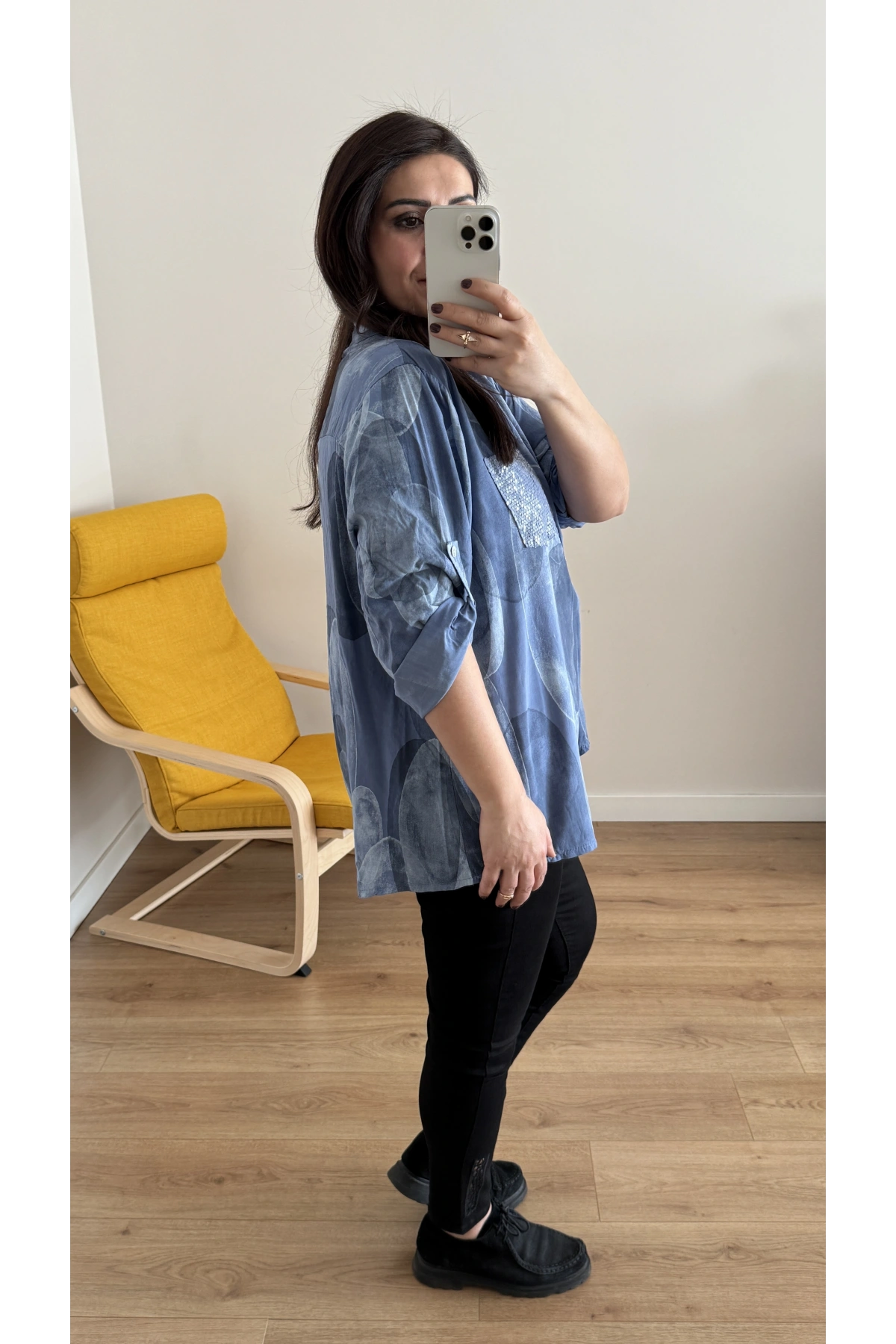 Hakim Yaka Pul Payet İşlemeli Mavi İthal Gömlek