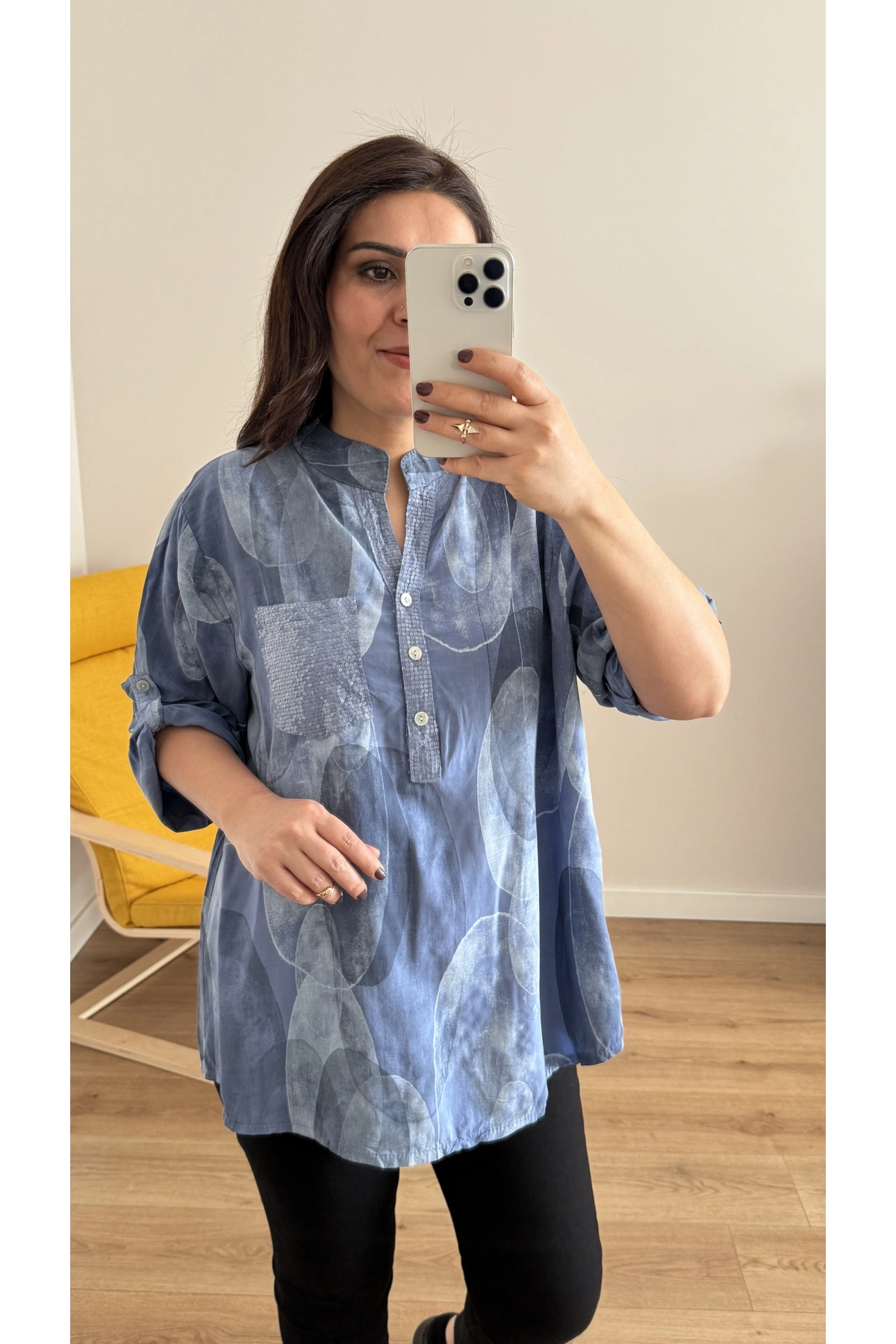 Hakim Yaka Pul Payet İşlemeli Mavi İthal Gömlek