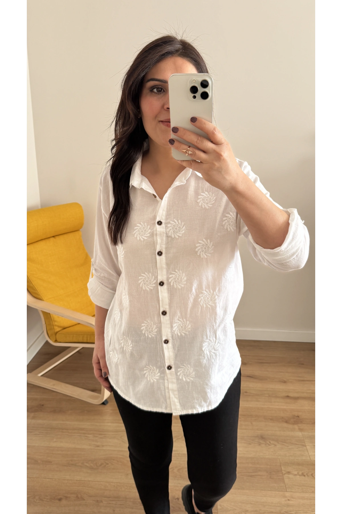 Nakış İşlemeli Pamuklu Beyaz Gömlek