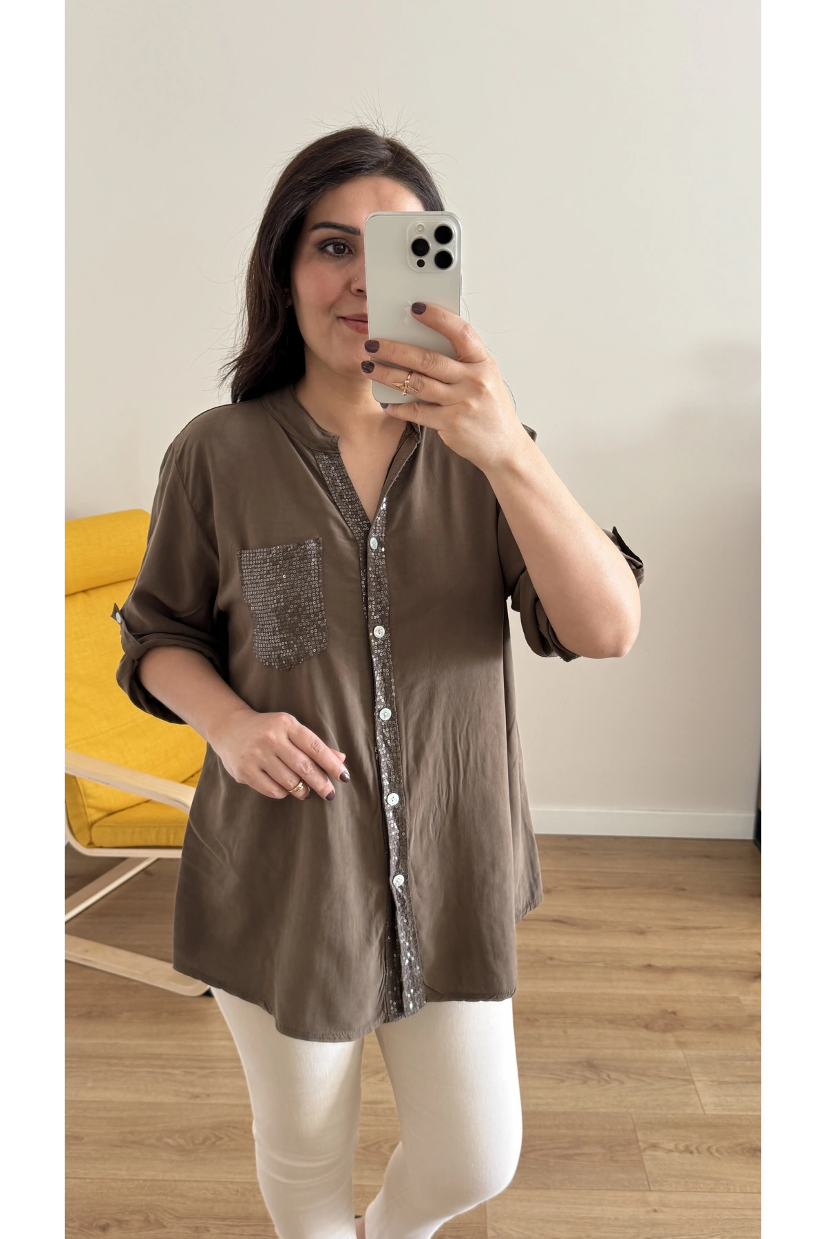 Pul Payet İşlemeli Kahverengi İthal Gömlek