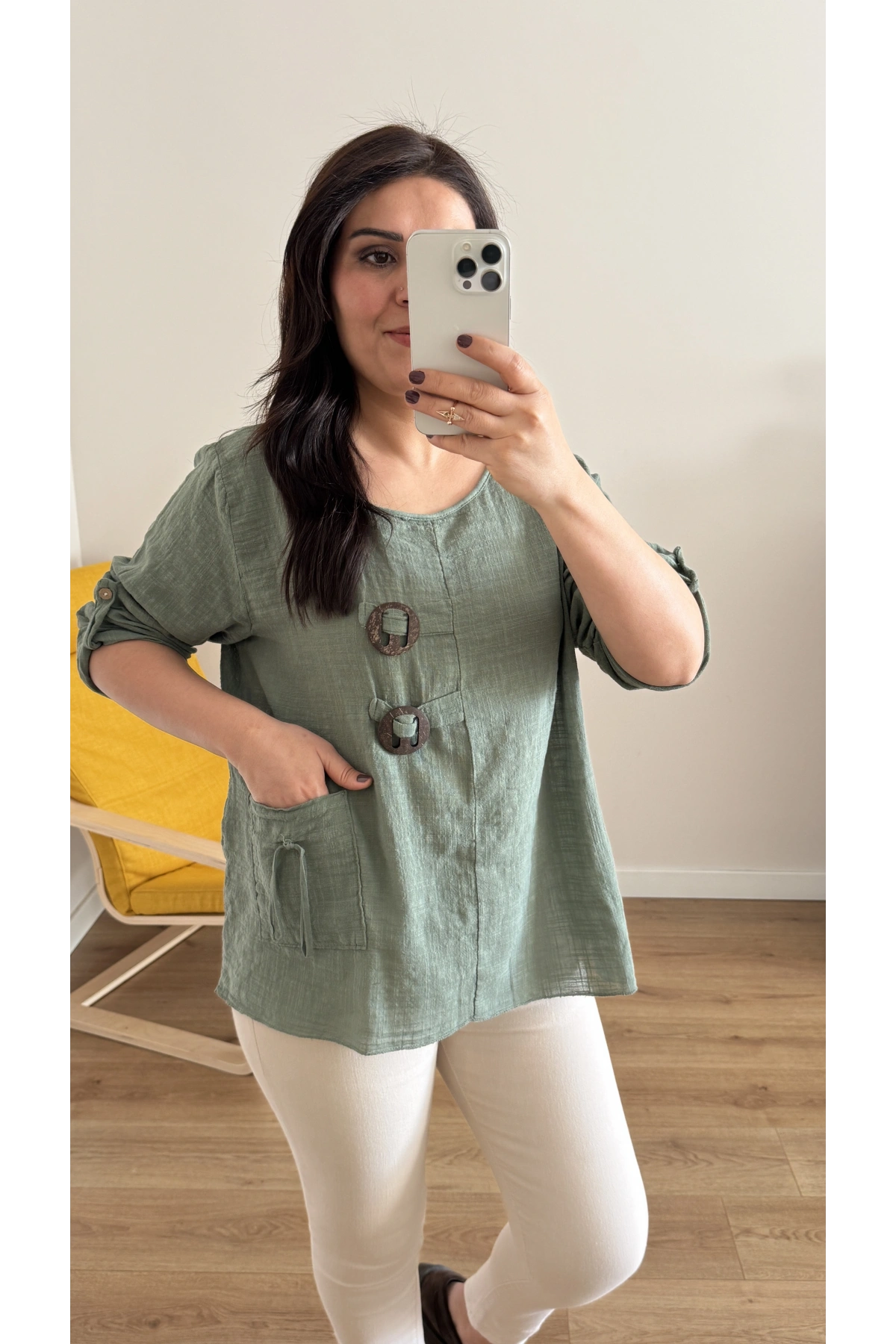 Düğme Detaylı Haki Yeşil İthal Bluz