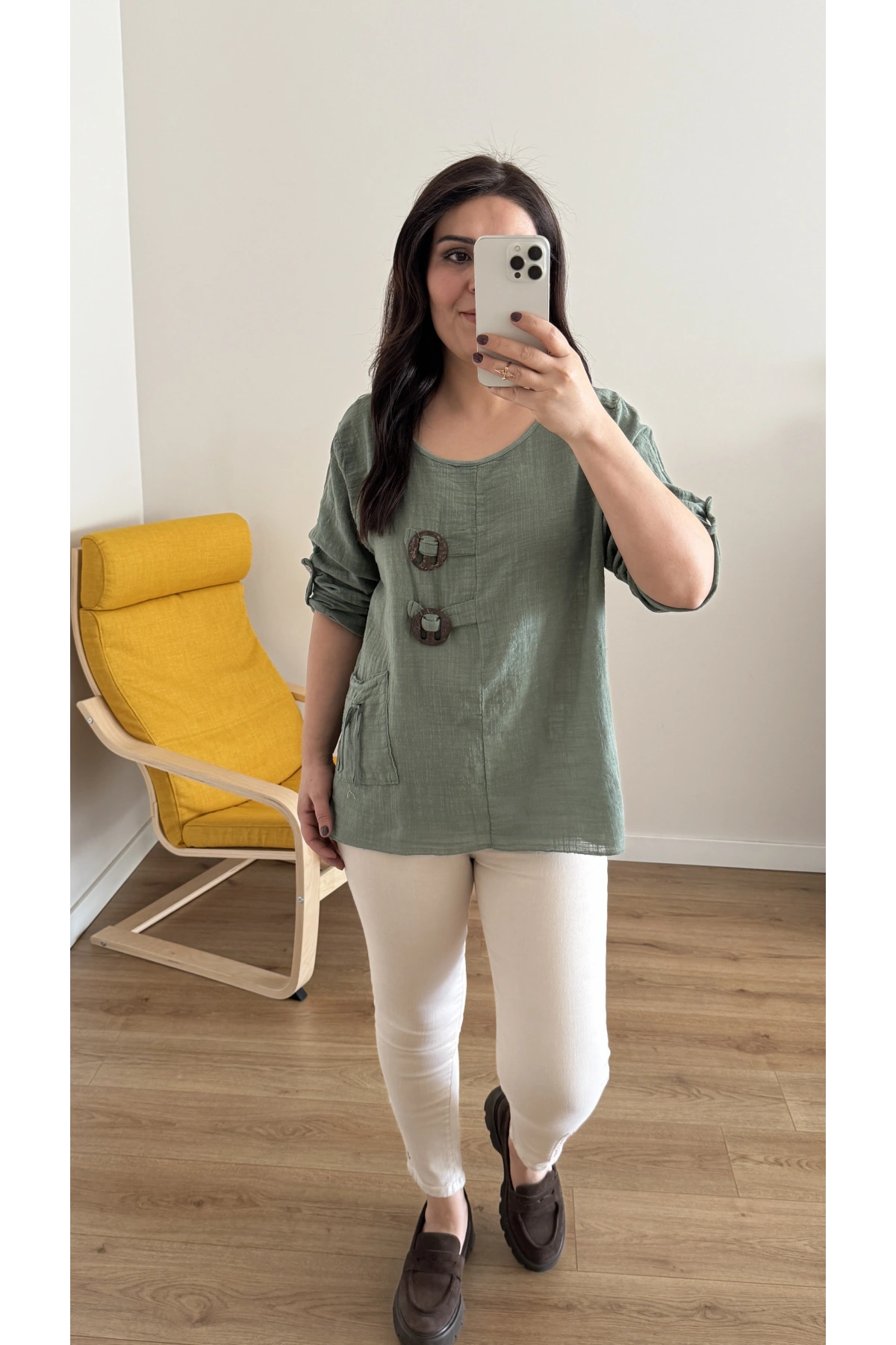 Düğme Detaylı Haki Yeşil İthal Bluz