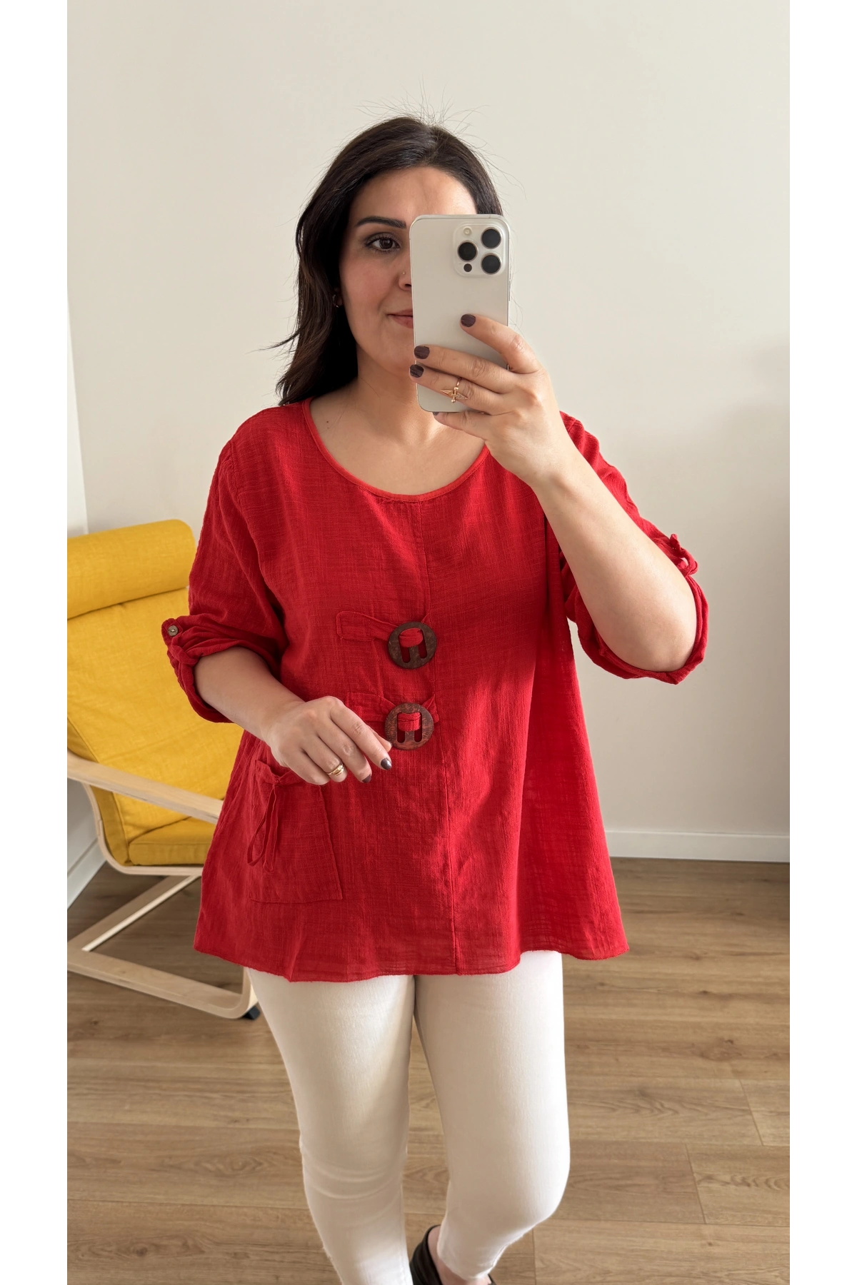 Düğme Detaylı Kırmızı İthal Bluz
