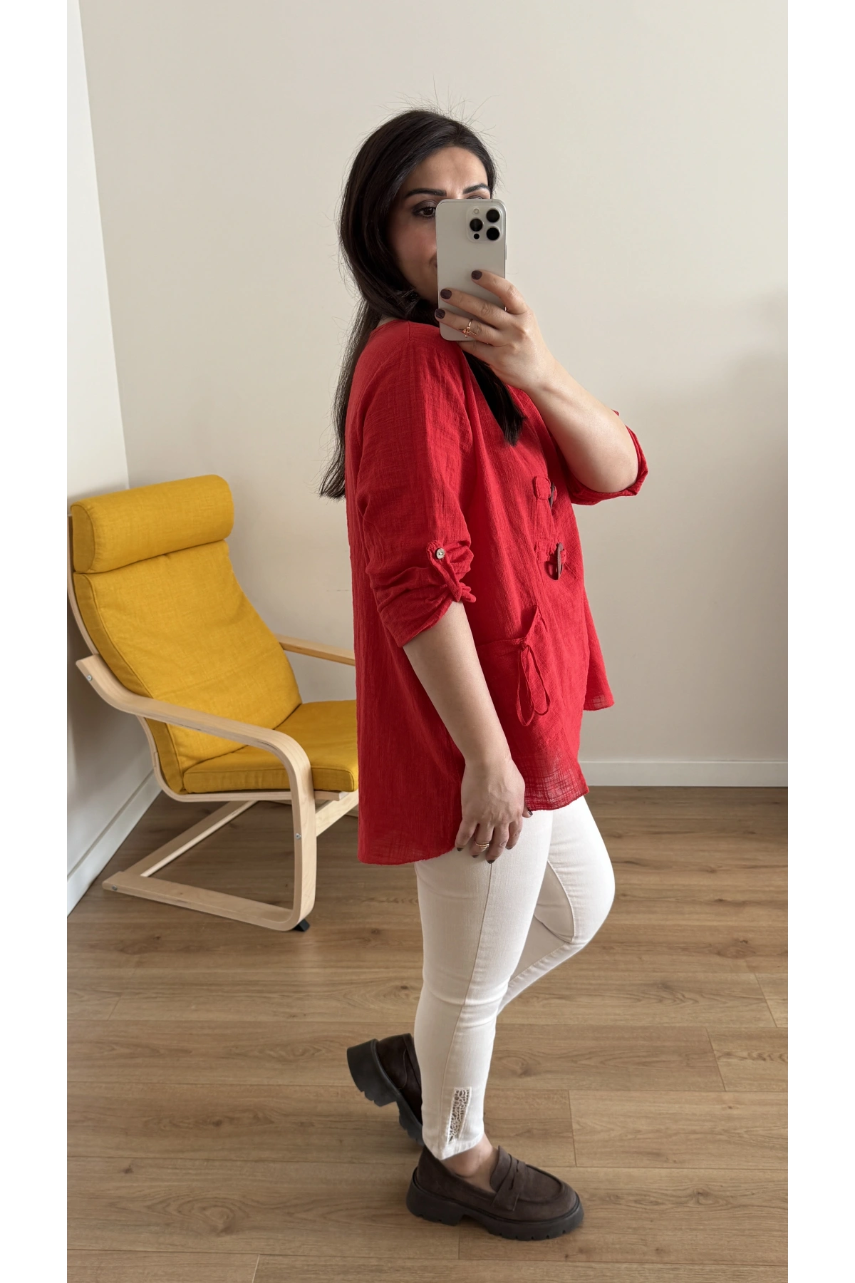 Düğme Detaylı Kırmızı İthal Bluz