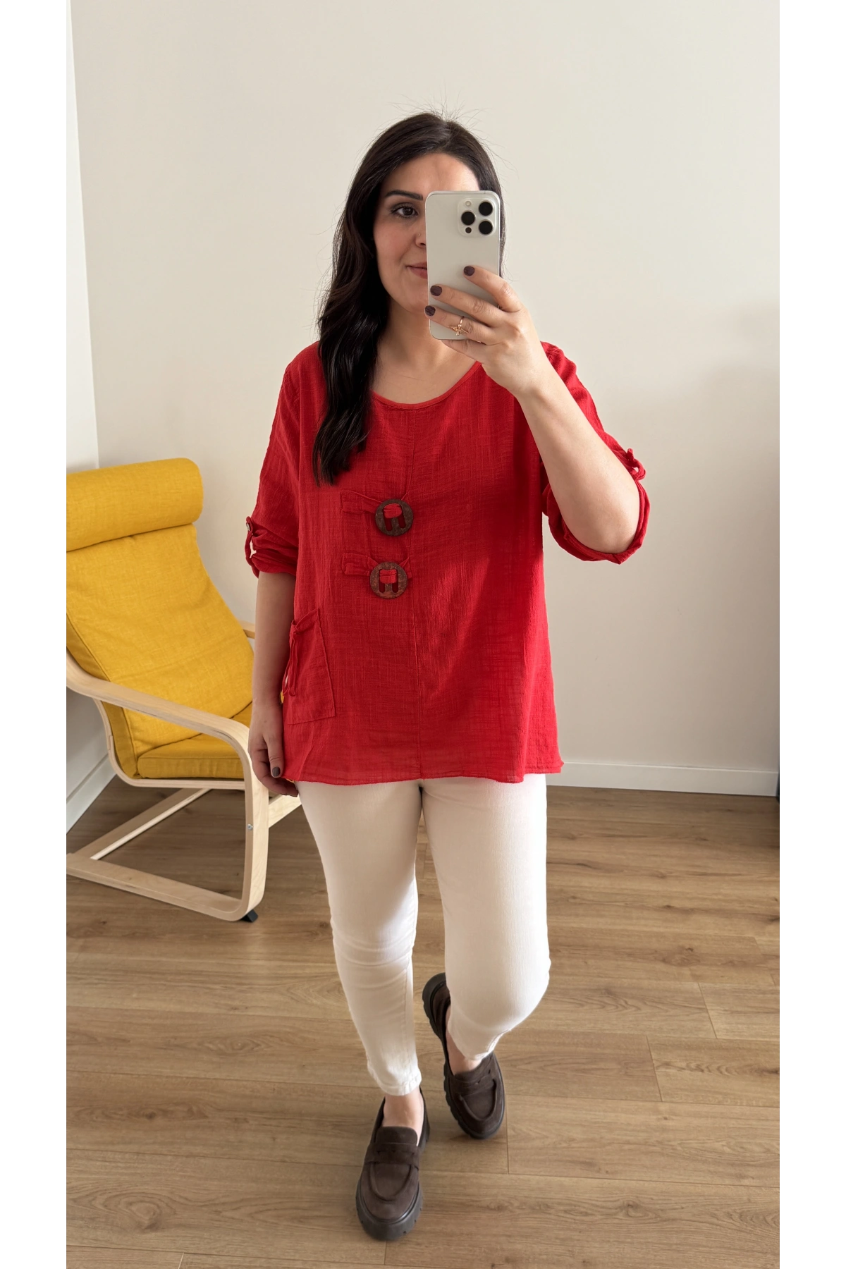 Düğme Detaylı Kırmızı İthal Bluz