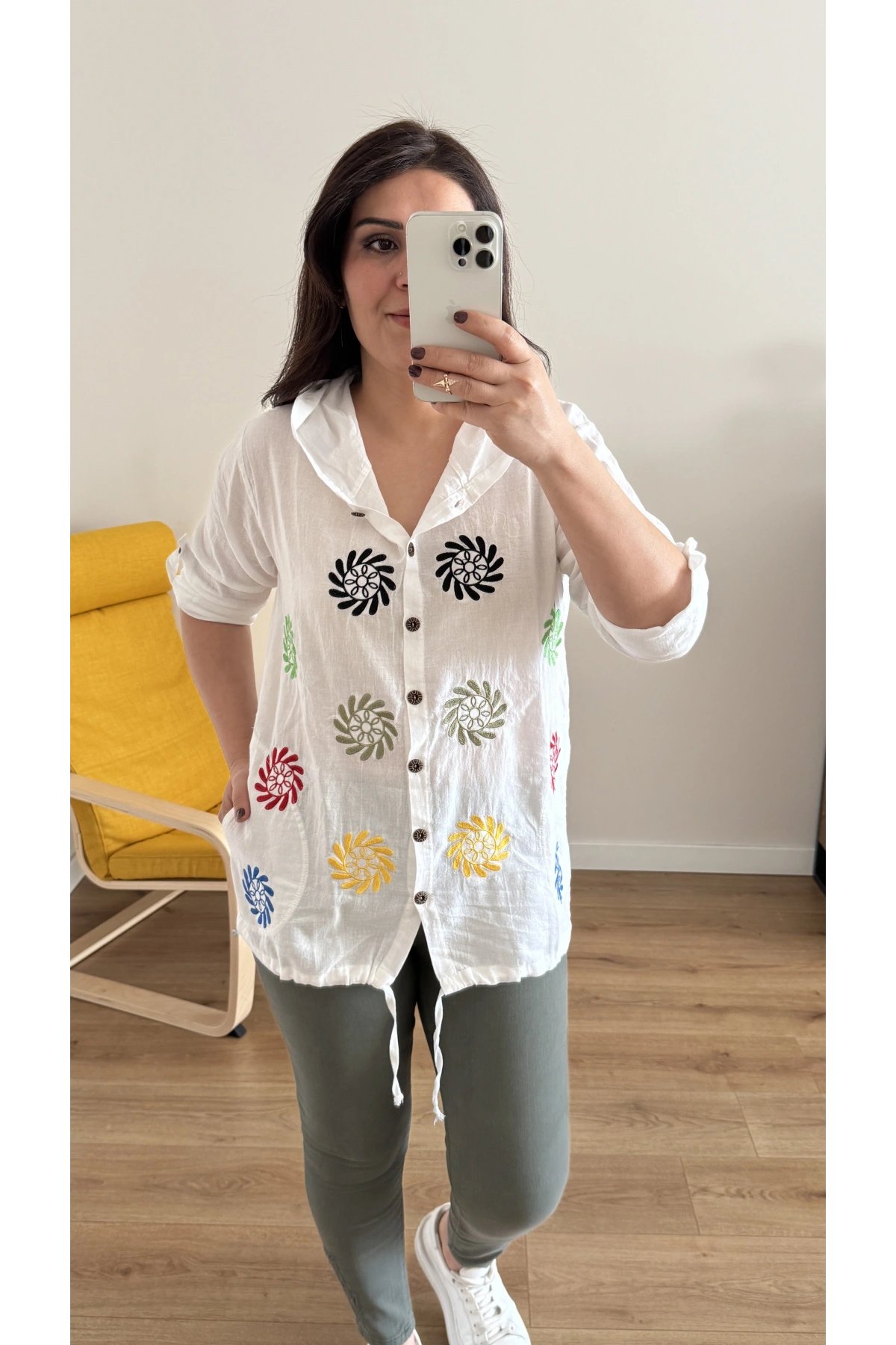 Nakışlı Renkli İşlemeli Pamuklu Kapüşonlu Gömlek