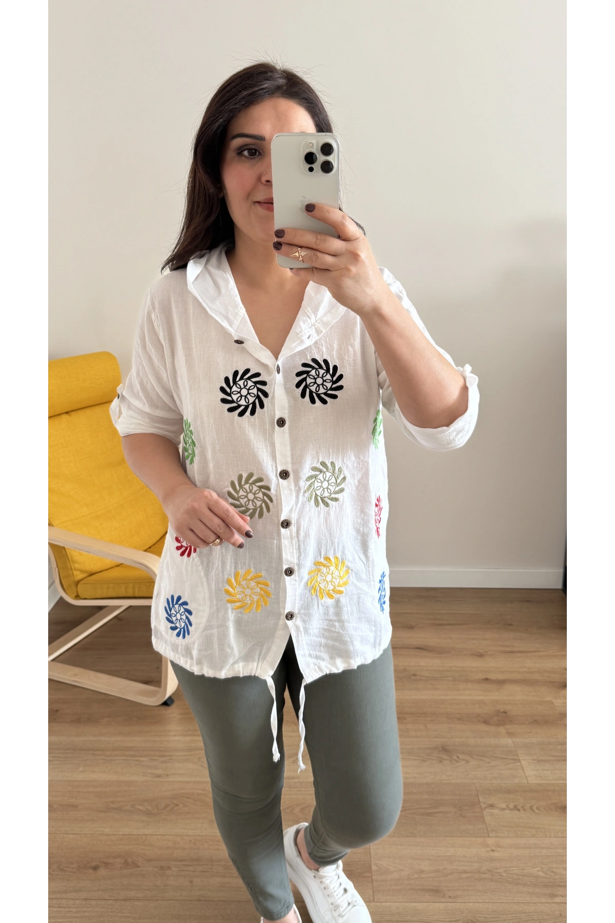 Nakışlı Renkli İşlemeli Pamuklu Kapüşonlu Gömlek