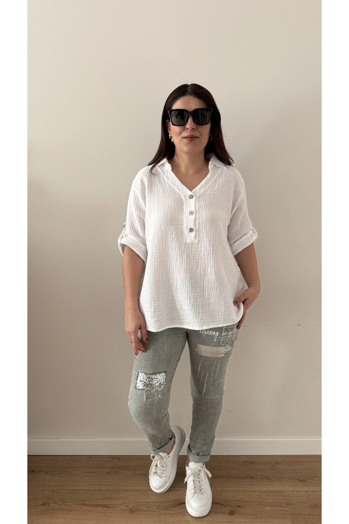 Yakalı Önü Düğmeli Müslin Beyaz Bluz