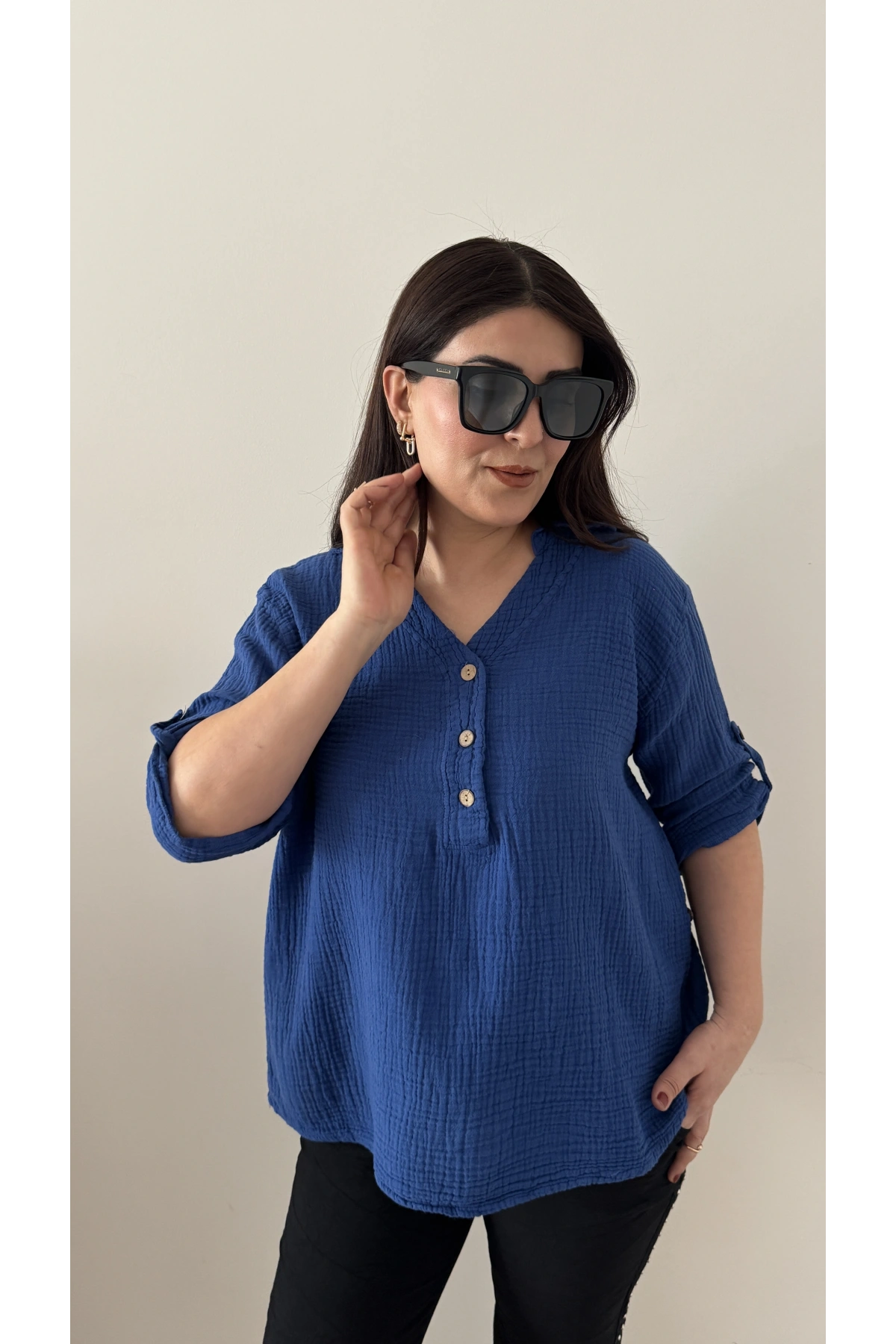 Yakalı Önü Düğmeli Saks Mavi Müslin  Bluz