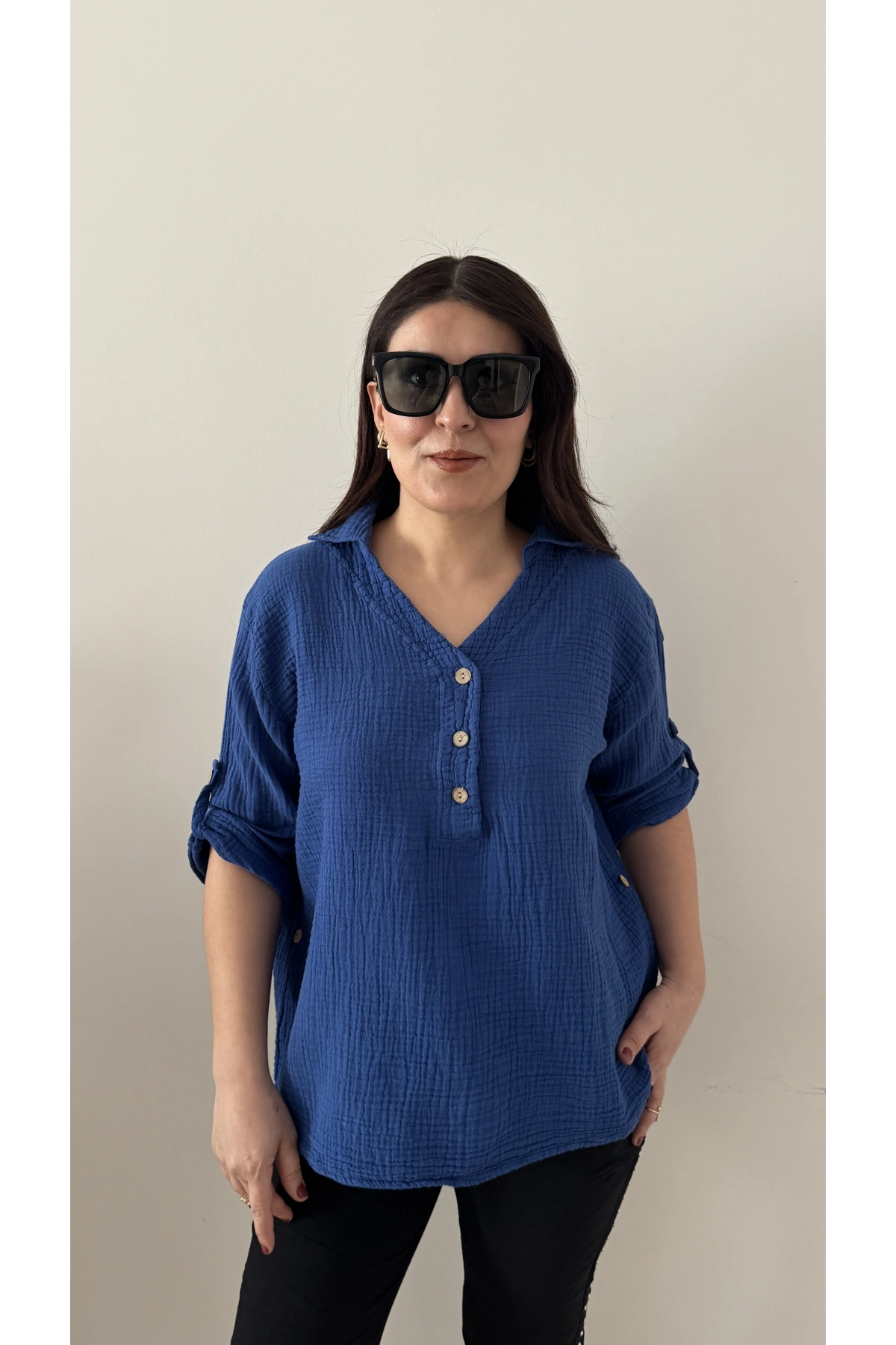 Yakalı Önü Düğmeli Saks Mavi Müslin  Bluz