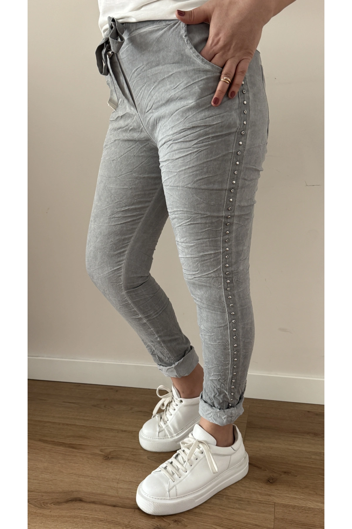 Yanı Taş Zımba Şeritli Gri Renk İthal Pantolon