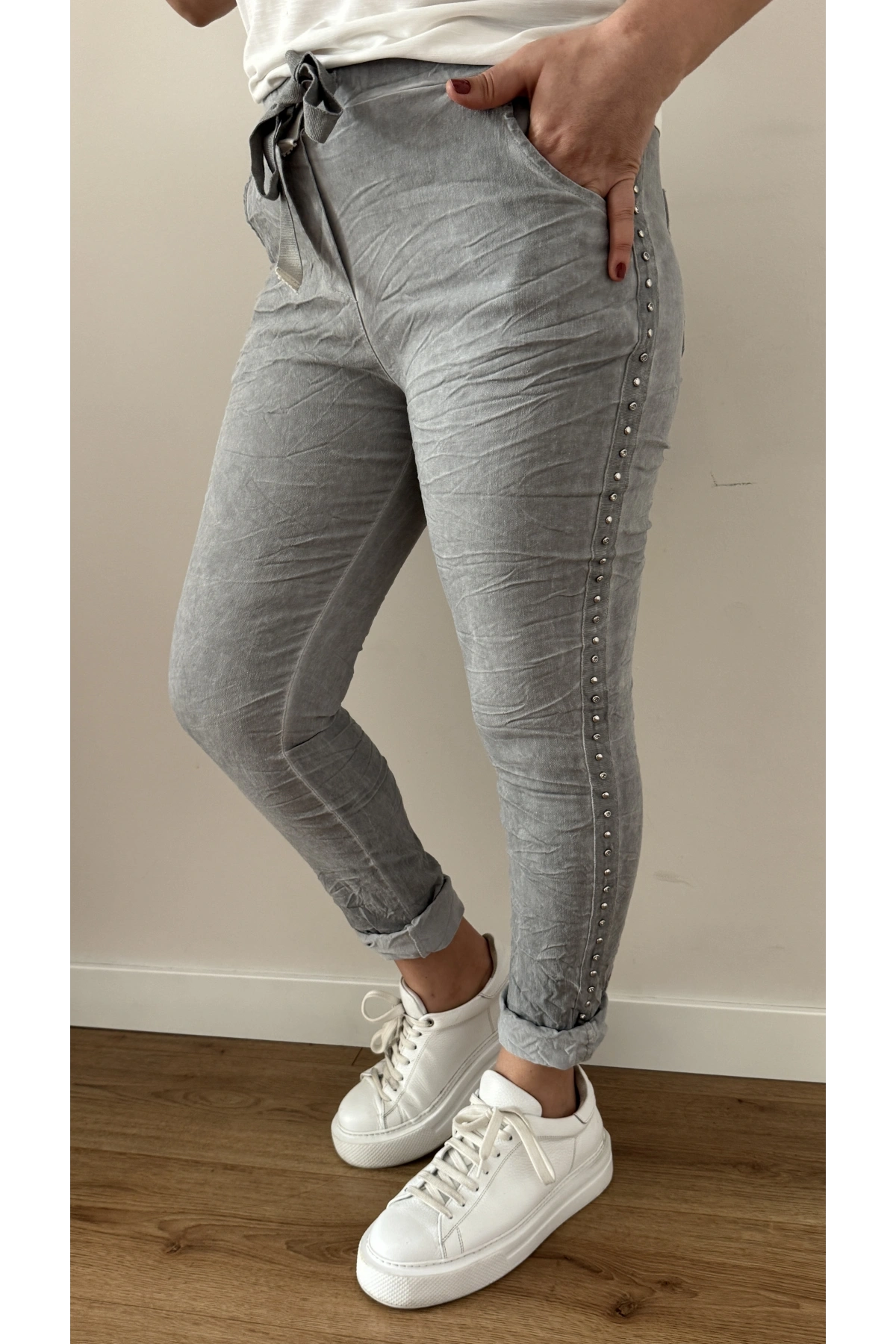 Yanı Taş Zımba Şeritli Gri Renk İthal Pantolon