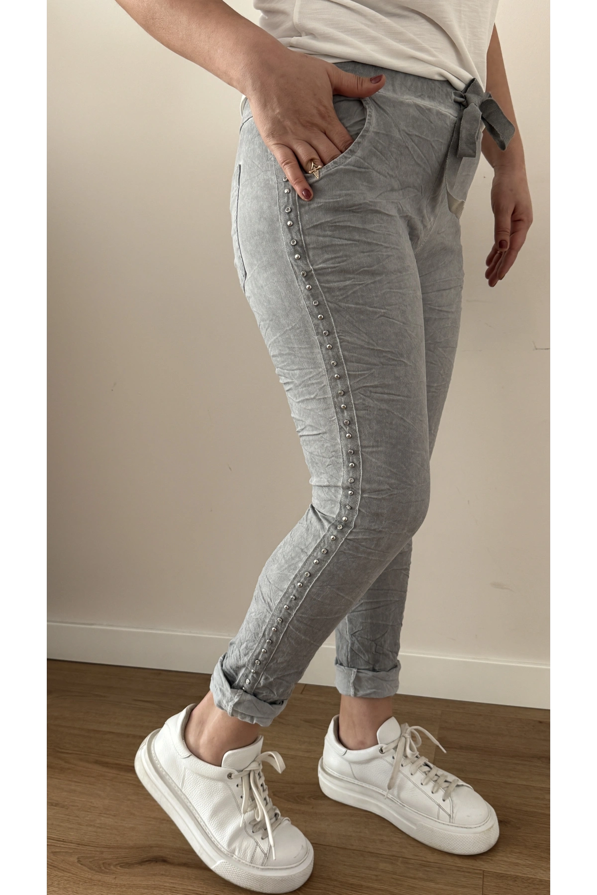 Yanı Taş Zımba Şeritli Gri Renk İthal Pantolon