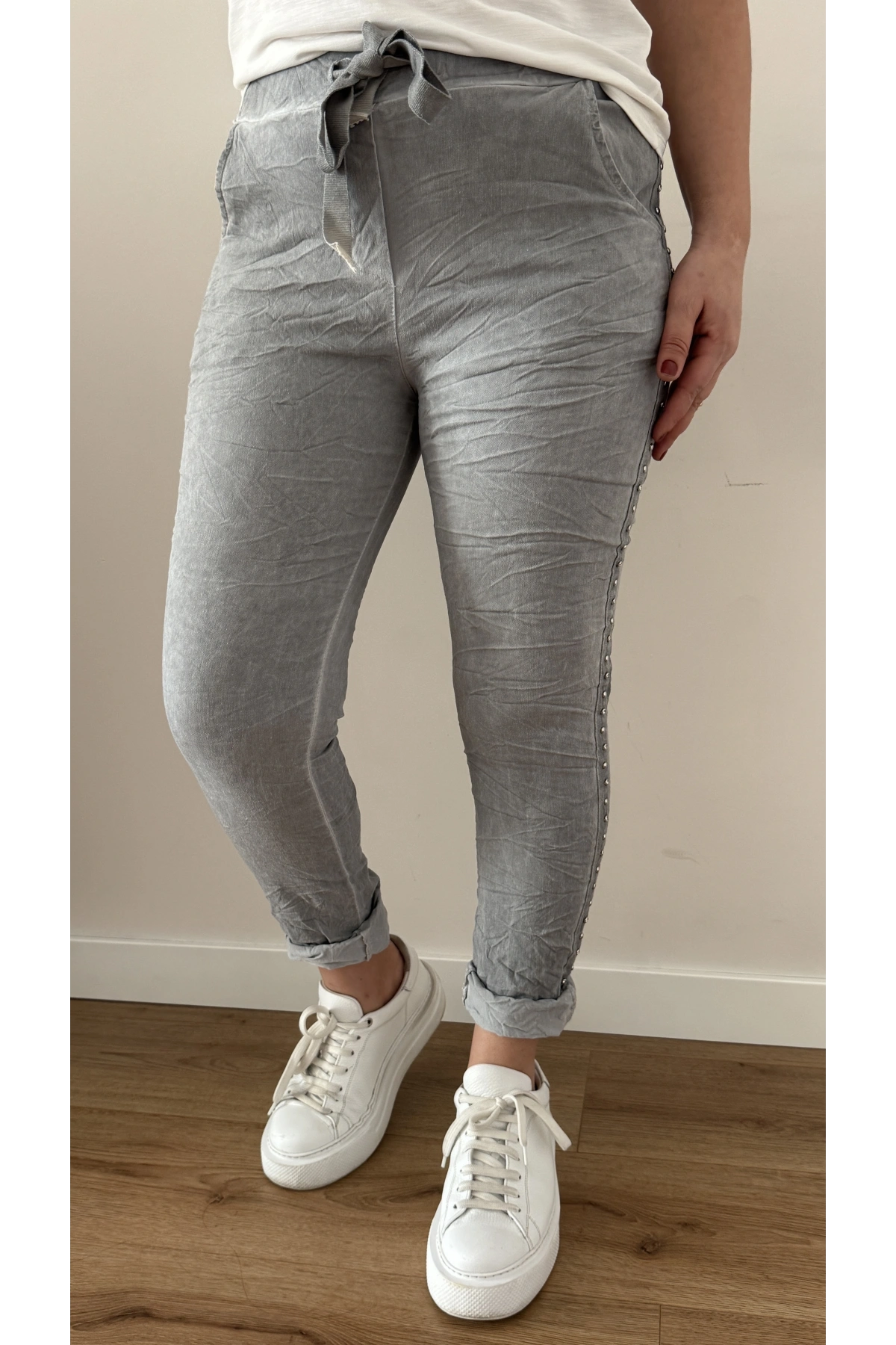 Yanı Taş Zımba Şeritli Gri Renk İthal Pantolon