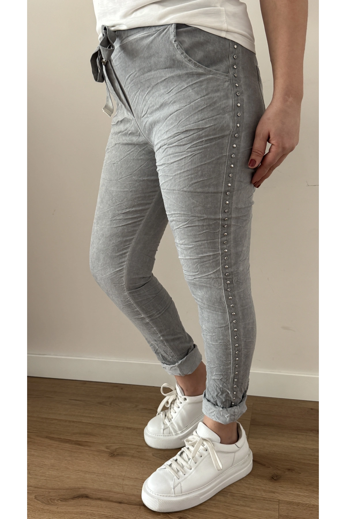 Yanı Taş Zımba Şeritli Gri Renk İthal Pantolon