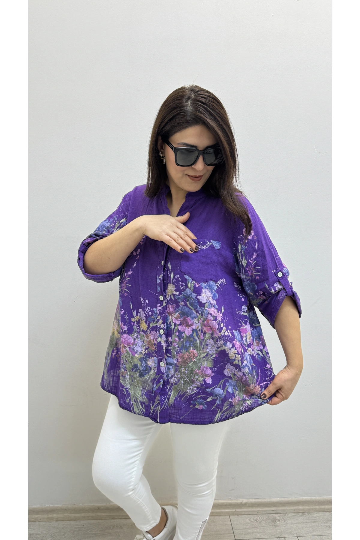 Çiçek Desenli Mor Renk İthal Gömlek