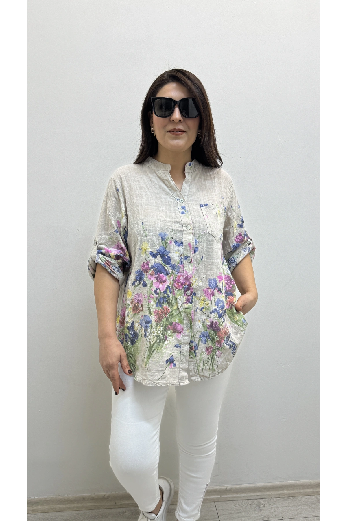 Çiçek Desenli Bej Renk ithal Gömlek